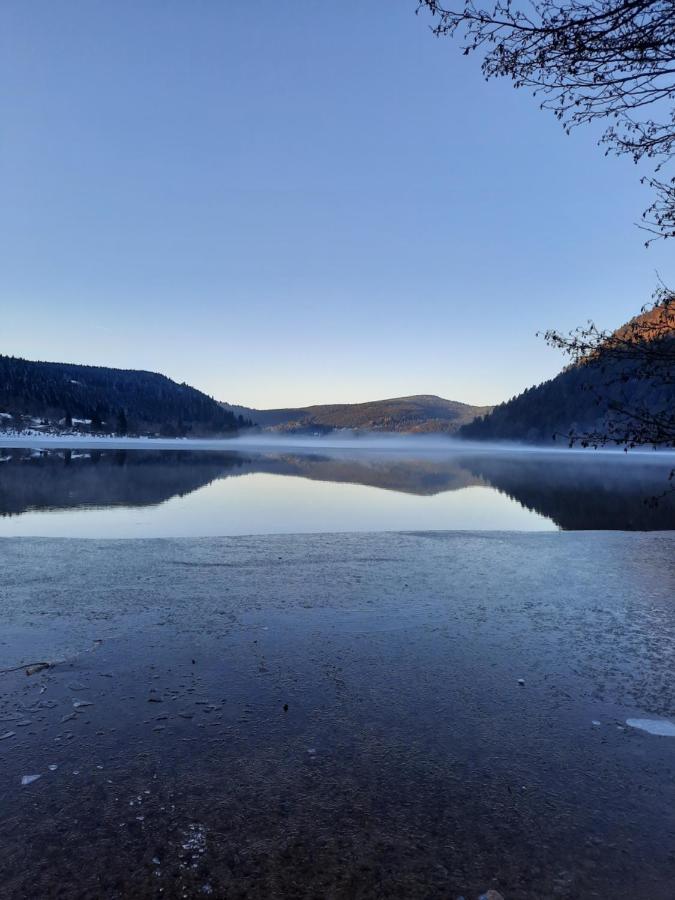 Au Coeur Des Lacs - Chambres D'Hotes Gerardmer Bagian luar foto