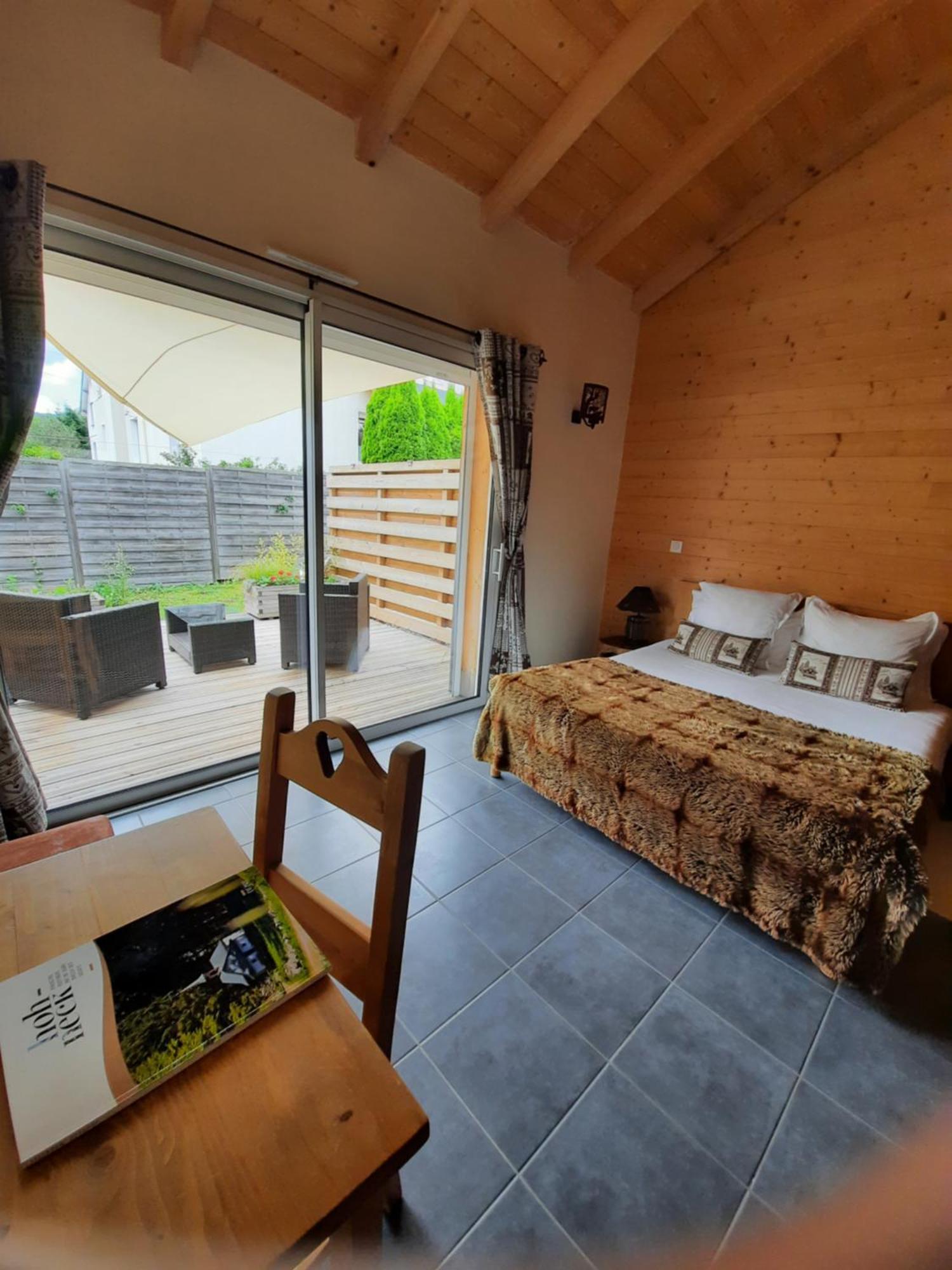 Au Coeur Des Lacs - Chambres D'Hotes Gerardmer Bagian luar foto